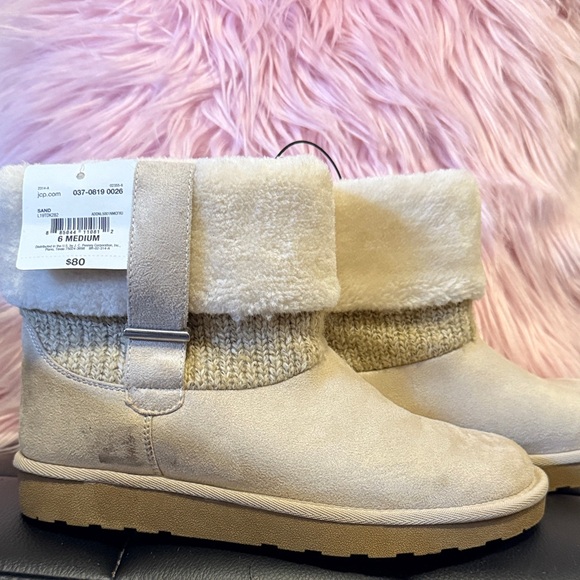 Arizona Jean Company Light Tan Winter Boots - Picture 2 of 9